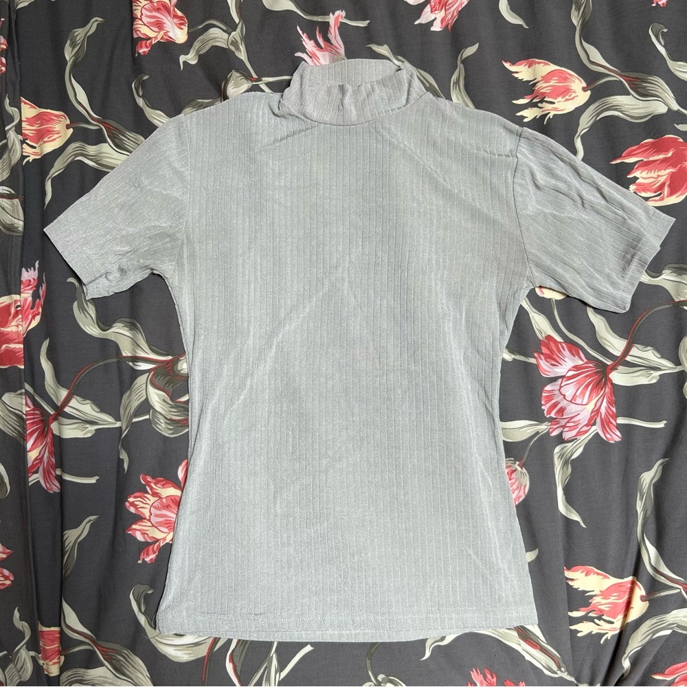 Vintage short-sleeve turtleneck shirt